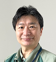 工場長　羽佐田 恭弘