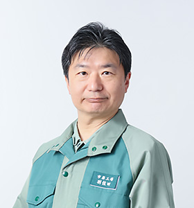 工場長　羽佐田 恭弘