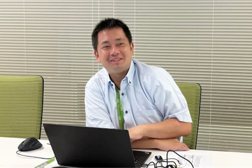 取材の様子_山中さん_1