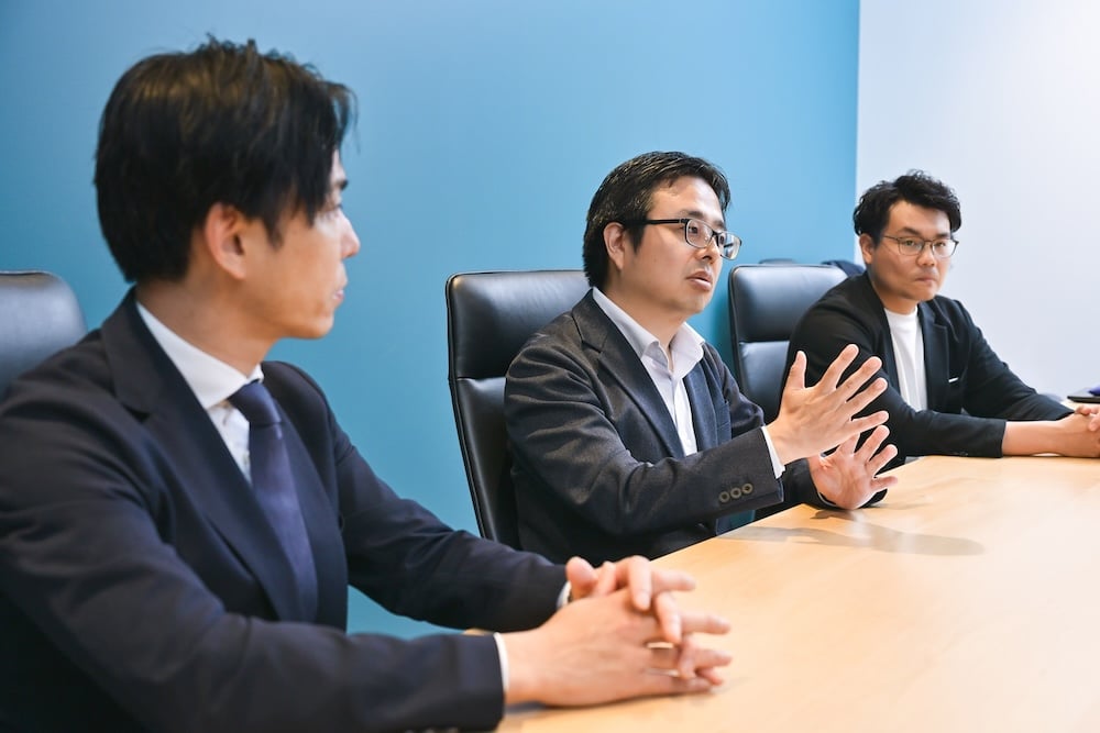 取材に応じた、ソニー大場さん