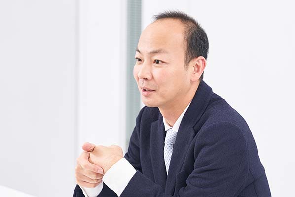雪ヶ谷化学工業・坂本さん